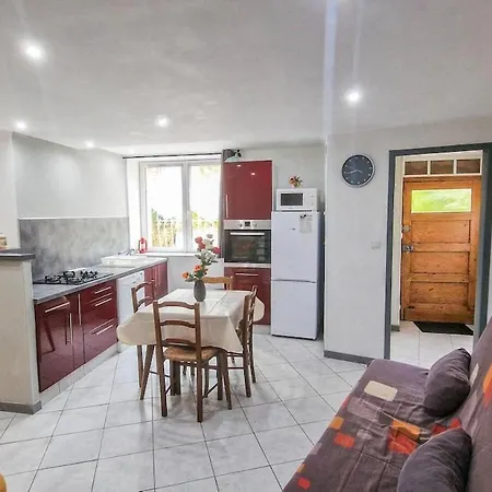 T2 Avec Cuisine Equipee, Cour Au Calme & Piscine Vakantiehuis