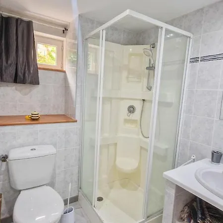 T2 Avec Cuisine Equipee, Cour Au Calme & Piscine Vakantiehuis Graissessac